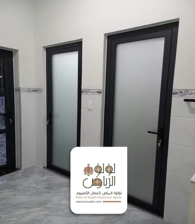 باب المنيوم للحمامات بالرياض